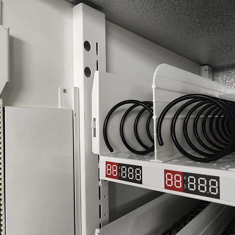 Automat sprzedający chłodzone  – Food Snacks Drinks recenzja i cena
